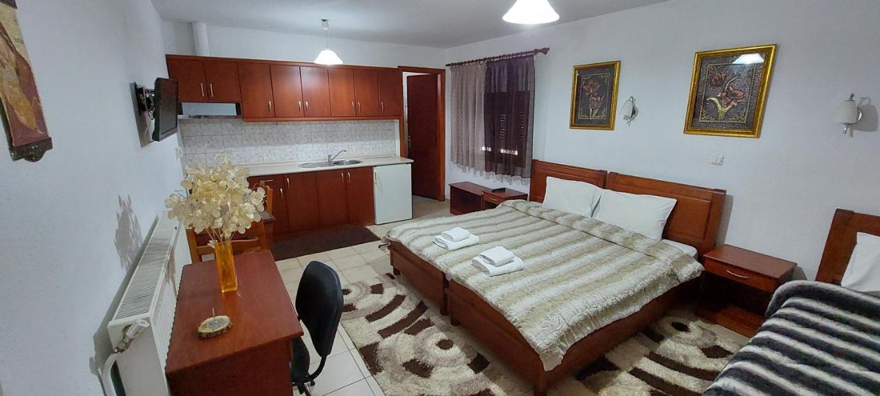 Appartement Galini à Káto Loutrákion Extérieur photo
