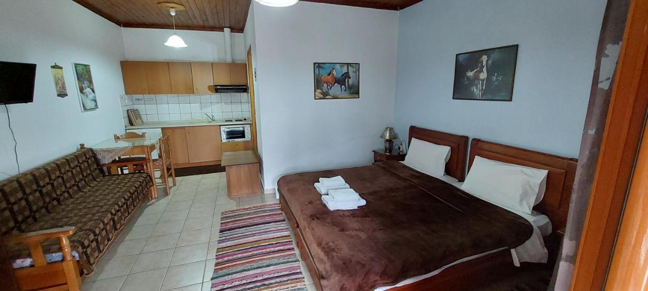Appartement Galini à Káto Loutrákion Extérieur photo