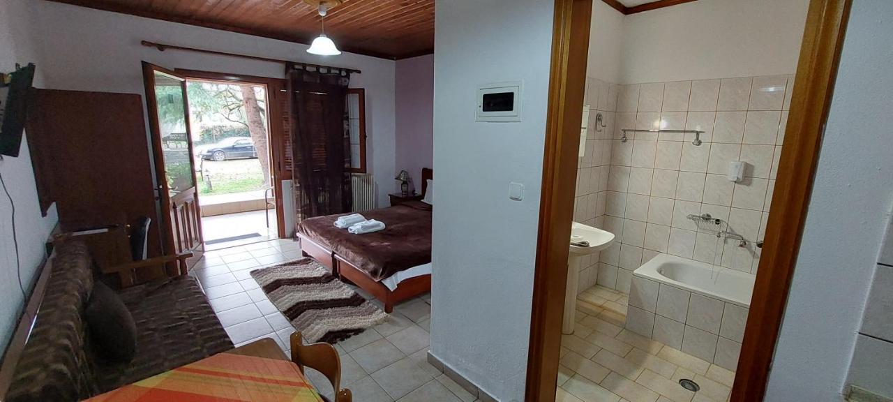 Appartement Galini à Káto Loutrákion Extérieur photo