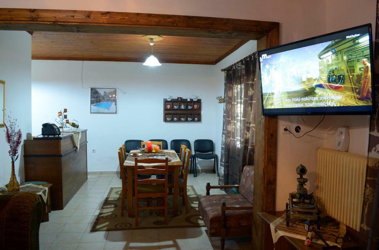 Appartement Galini à Káto Loutrákion Extérieur photo